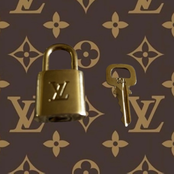 Louis Vuitton Accessories - Louis Vuitton Brass Gold Tone Padlock with Key Vintage